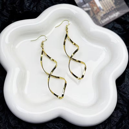 Spiral Dangle Earrings | Gold