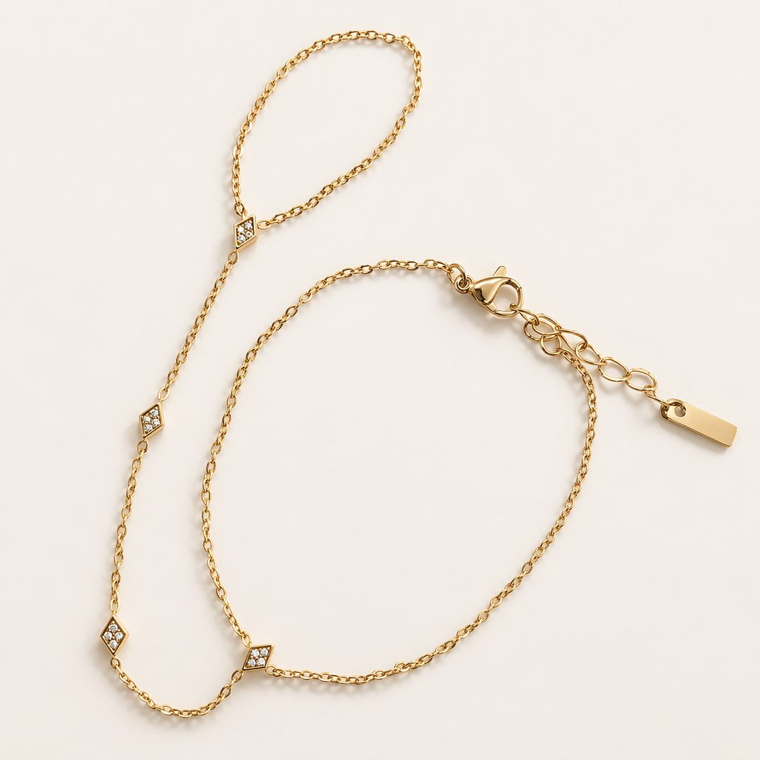 Virelle Crystal HandChain