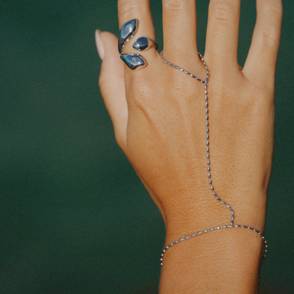 Moorea Handchain
