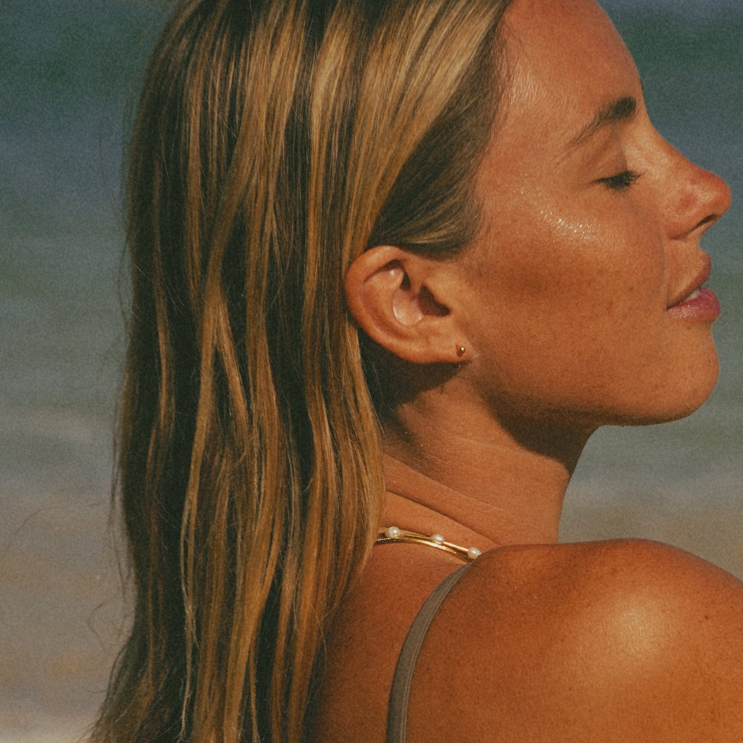 Sun Dot Comfort Earrings